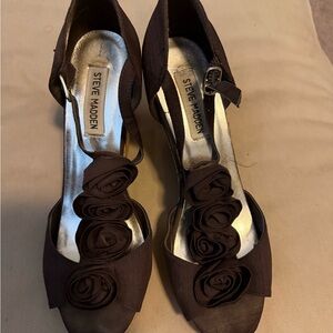 Steve Madden Dark Brown Floral Wedges